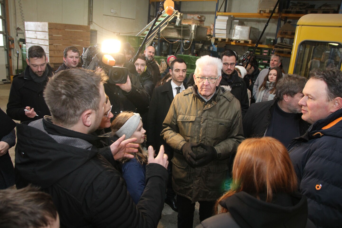 Kretschmann besucht Biohof Grieshaber & Schmid in Ditzingen